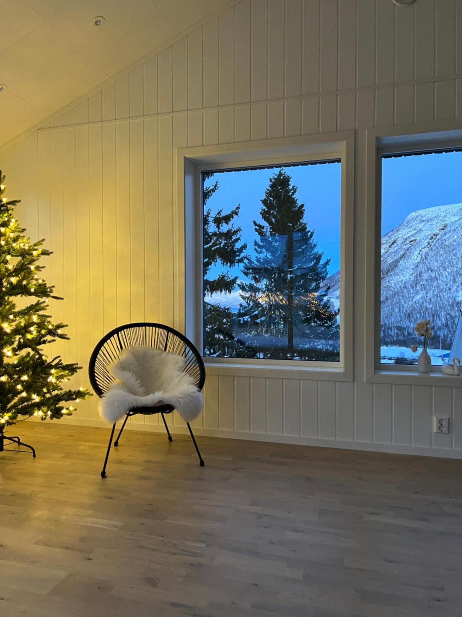 Tromso Arctic Villa With Free Parking Екстериор снимка